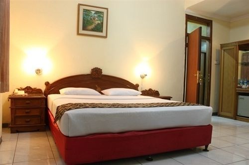 Hotel Cihampelas 1 Bandung Exterior photo