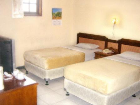 Hotel Cihampelas 1 Bandung Room photo